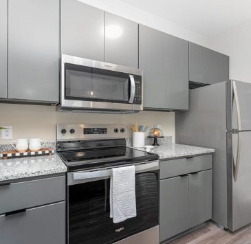 Retreat-kitchen4